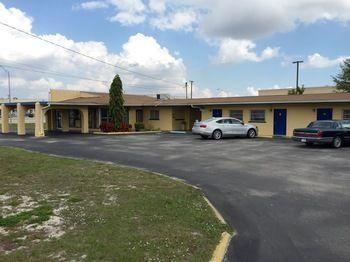 Economy Inn Sebring Eksteriør bilde